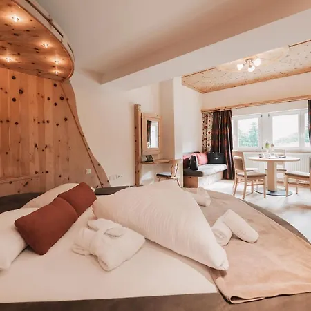 Wellness Panorama Alpin - Im Pitztal Aparthotel