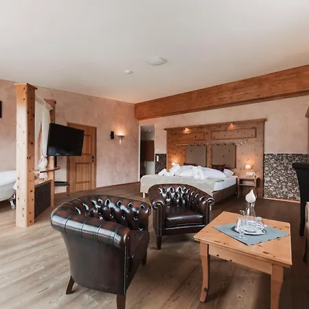 Aparthotel Wellness Panorama Alpin - Im Pitztal 4*