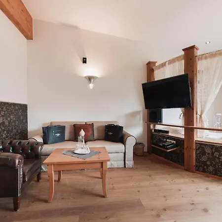 Aparthotel Wellness Panorama Alpin - Im Pitztal