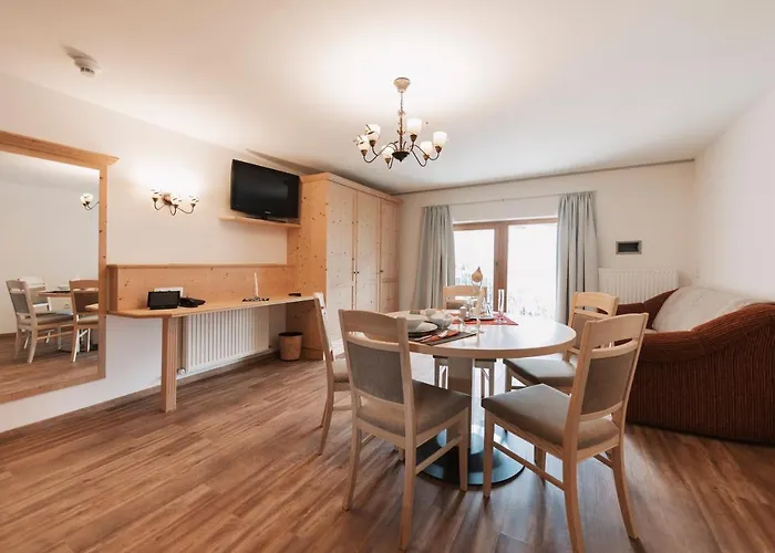 Aparthotel Wellness Panorama Alpin - Im Pitztal 4*