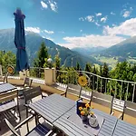 מלון דירות Wellness Panorama Alpin - Im Pitztal 4*