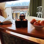 Wellness Panorama Alpin - Im Pitztal מלון דירות 4*