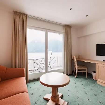 Wellness Panorama Alpin - Im Pitztal アパートホテル 4*