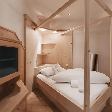 Wellness Panorama Alpin - Im Pitztal アパートホテル