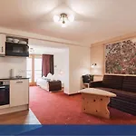 Appart hôtel Wellness Panorama Alpin - Im Pitztal Jerzens